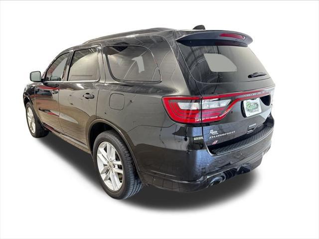 Photo of 2023 DB Black Crystal Clearcoat Dodge Durango
