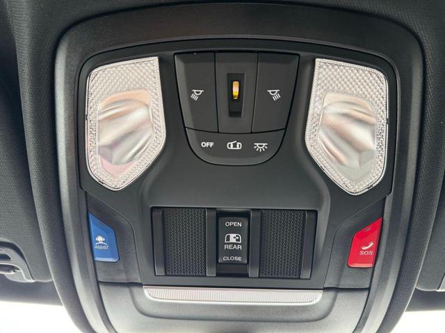 Photo of 2026 Bright White Clearcoat RAM 1500