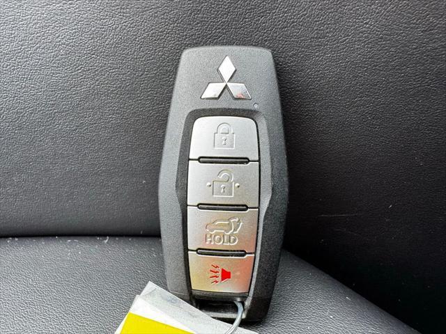 Photo of 2024 Black Mitsubishi Outlander