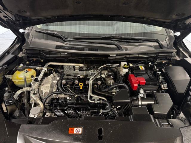 Photo of 2024 Black Mitsubishi Outlander