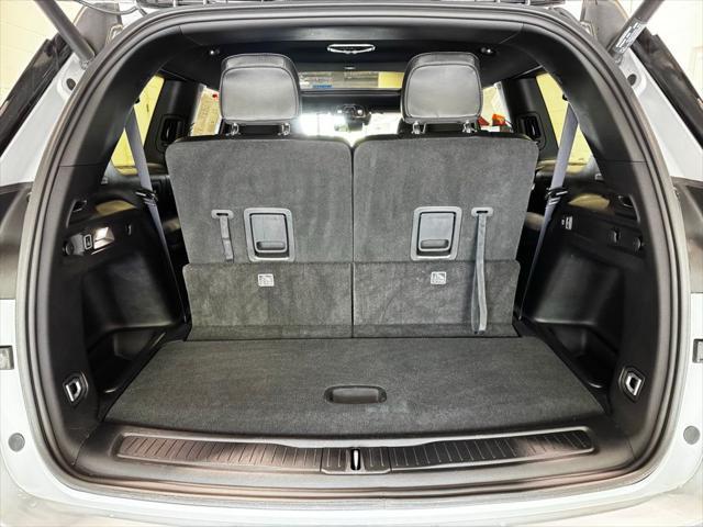 Photo of 2024 Silver Zynith Jeep Grand Cherokee L
