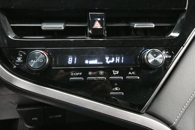 Photo of 2024 Predawn Gray Mica Toyota Camry