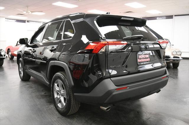 Photo of 2022 Midnight Black Metallic Toyota RAV4