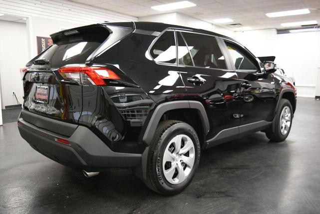 Photo of 2022 Midnight Black Metallic Toyota RAV4