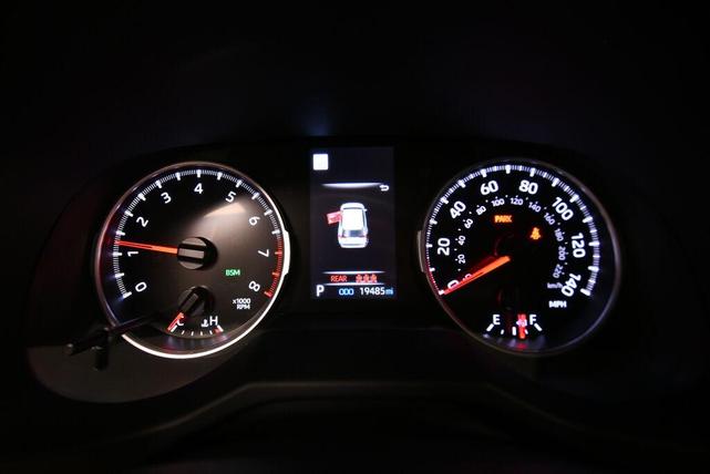 Photo of 2022 Midnight Black Metallic Toyota RAV4