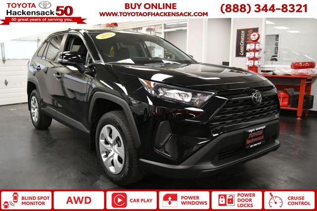 Photo of 2022 Midnight Black Metallic Toyota RAV4