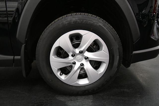 Photo of 2022 Midnight Black Metallic Toyota RAV4
