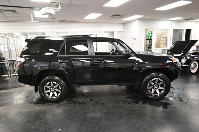Photo of 2024 Midnight Black Toyota 4Runner