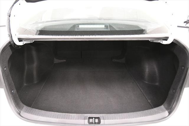 Photo of 2022 White Toyota Corolla