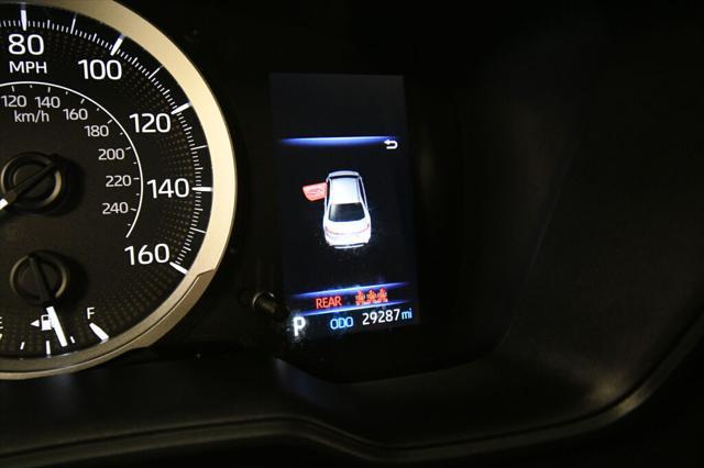 Photo of 2022 White Toyota Corolla