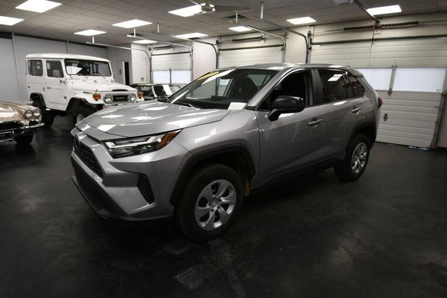Photo of 2024 Silver Sky Toyota RAV4