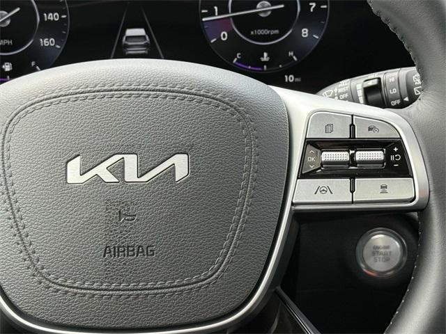 Photo of 2025 Everlasting Silver Kia Telluride