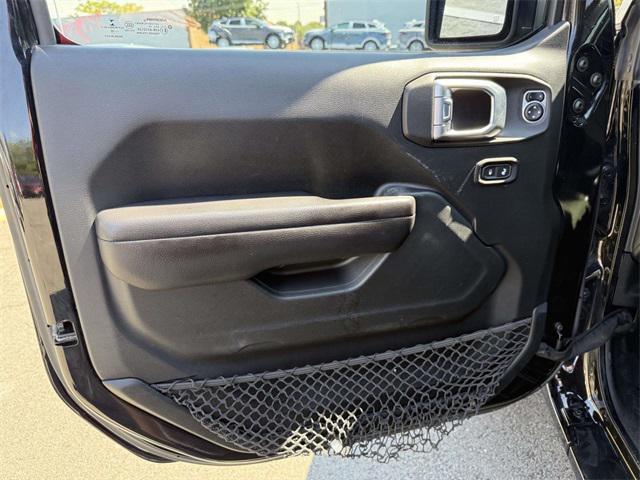 Photo of 2018 Black Clearcoat Jeep Wrangler Unlimited