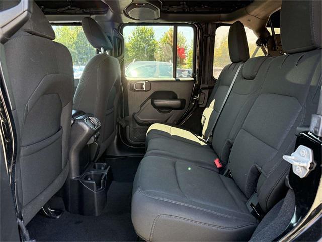 Photo of 2018 Black Clearcoat Jeep Wrangler Unlimited
