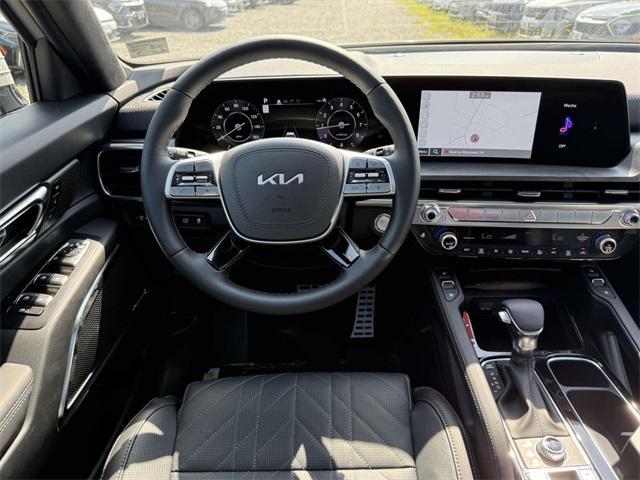 Photo of 2025 Gray Kia Telluride