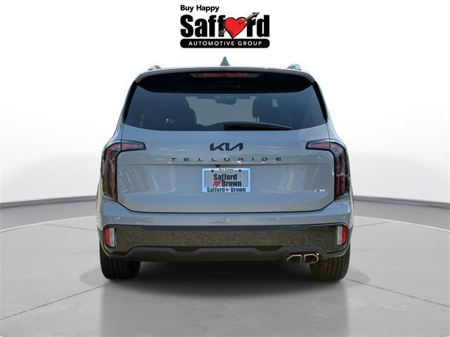 Photo of 2025 Gray Kia Telluride