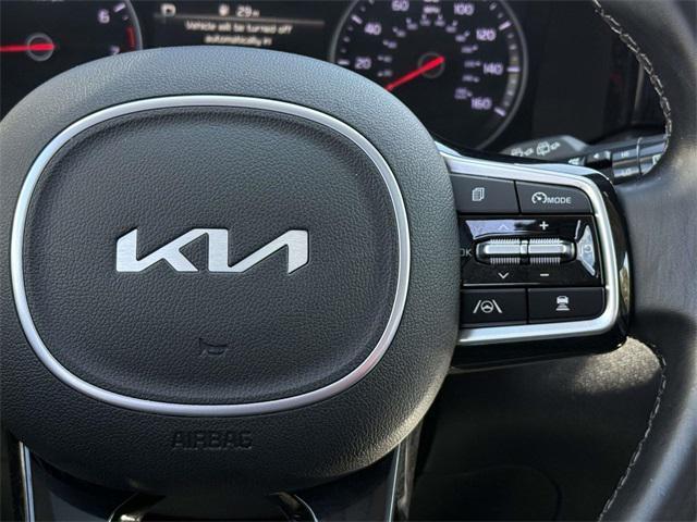 Photo of 2022 Sapphire Blue Kia Sorento