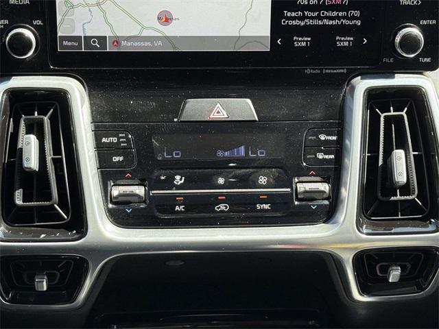 Photo of 2022 Sapphire Blue Kia Sorento