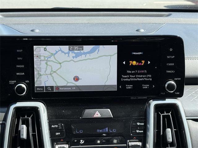 Photo of 2022 Sapphire Blue Kia Sorento