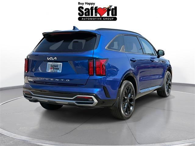 Photo of 2022 Sapphire Blue Kia Sorento