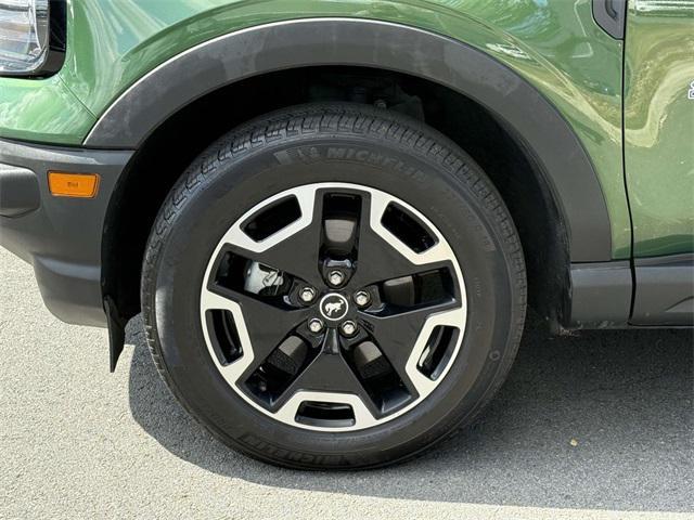 Photo of 2023 Eruption Green Metallic Ford Bronco Sport
