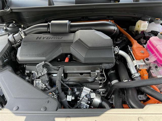 Photo of 2025 Fusion Black Kia Sportage Hybrid