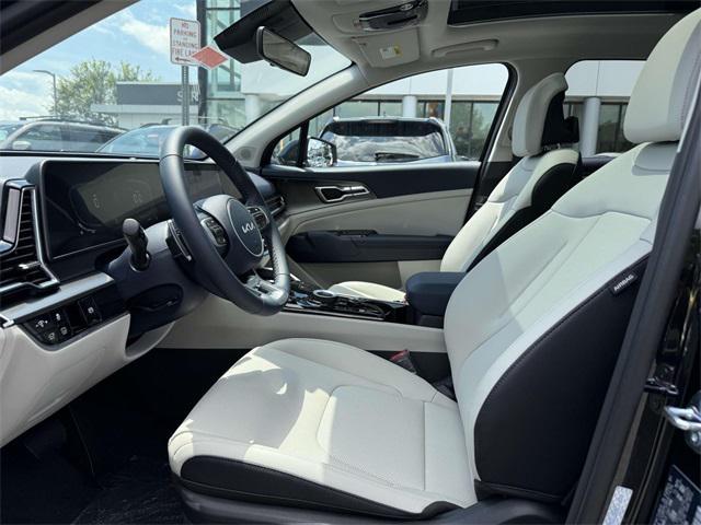 Photo of 2025 Fusion Black Kia Sportage Hybrid