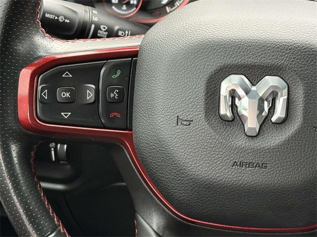 Photo of 2022 Diamond Black Crystal Pearlcoat RAM 1500
