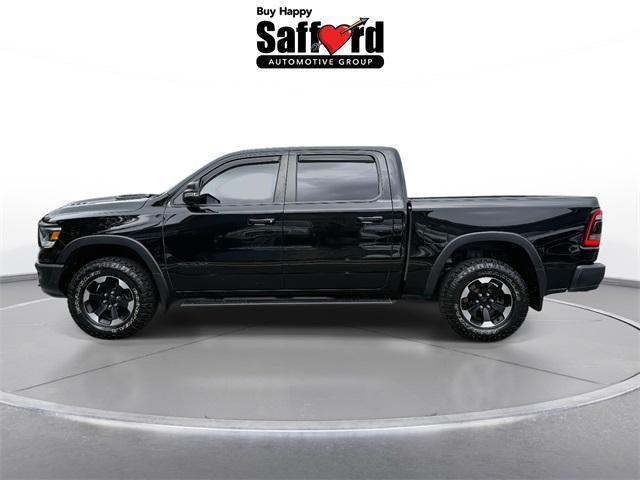 Photo of 2022 Diamond Black Crystal Pearlcoat RAM 1500