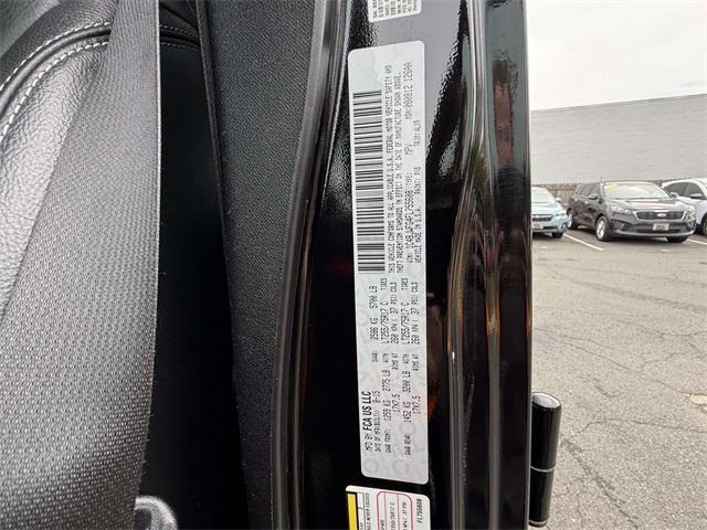 Photo of 2015 Black Clearcoat Jeep Wrangler Unlimited