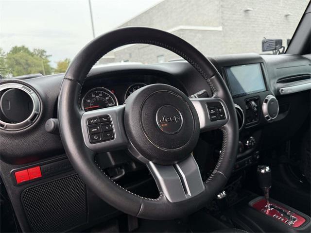 Photo of 2015 Black Clearcoat Jeep Wrangler Unlimited