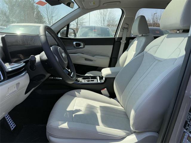 Photo of 2025 Road Rider Bwn Kia Sorento