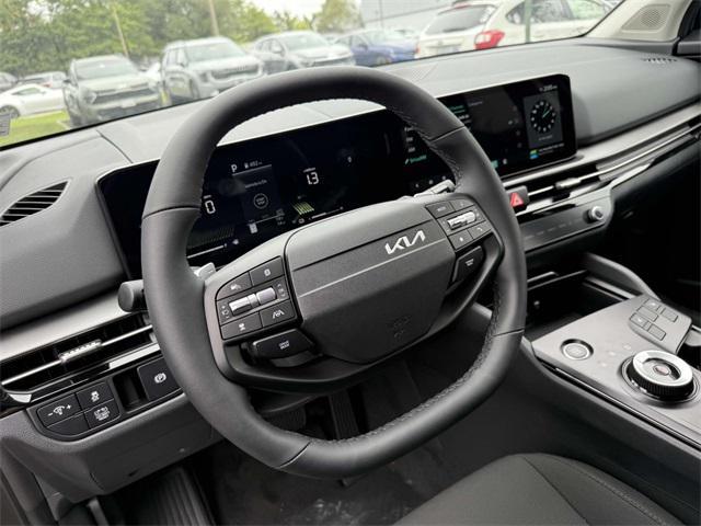 Photo of 2026 Gray Kia Sportage