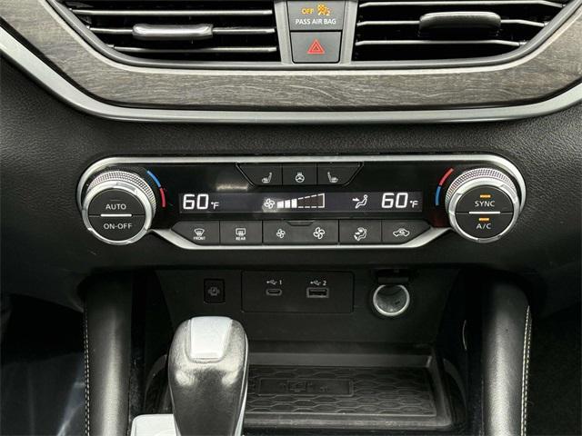 Photo of 2023 Gun Metallic Nissan Altima