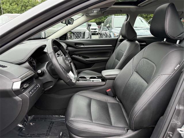 Photo of 2023 Gun Metallic Nissan Altima