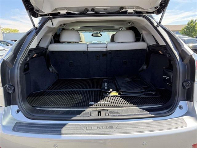 Photo of 2015 Silver Lining Metallic Lexus RX 350