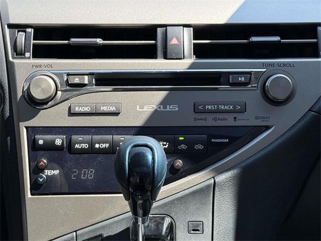 Photo of 2015 Silver Lining Metallic Lexus RX 350