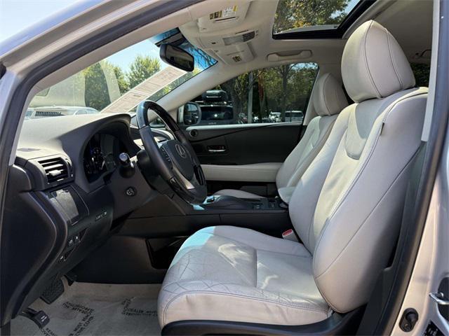 Photo of 2015 Silver Lining Metallic Lexus RX 350