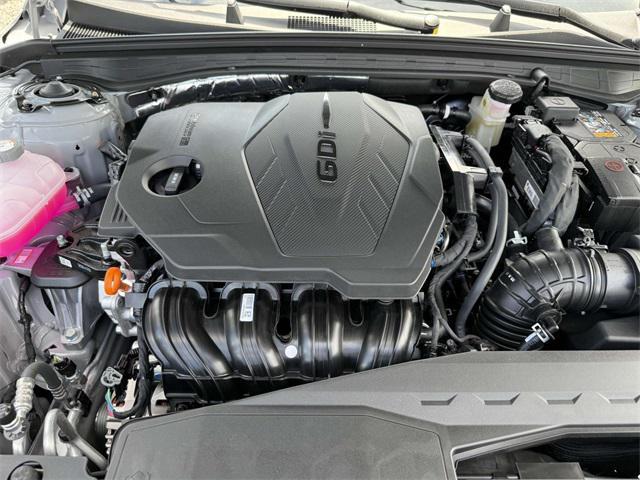 Photo of 2025 Gray Kia K5