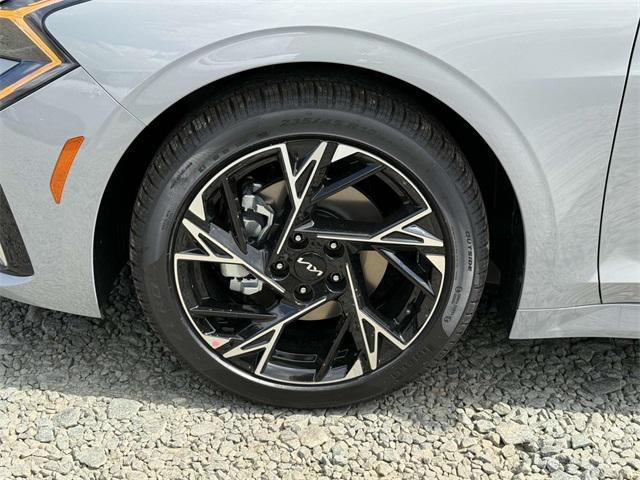 Photo of 2025 Gray Kia K5