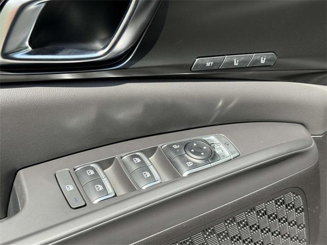 Photo of 2026 Astra Blue Kia Carnival