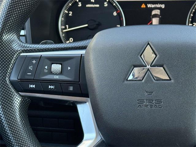 Photo of 2024 Black Diamond Mitsubishi Outlander