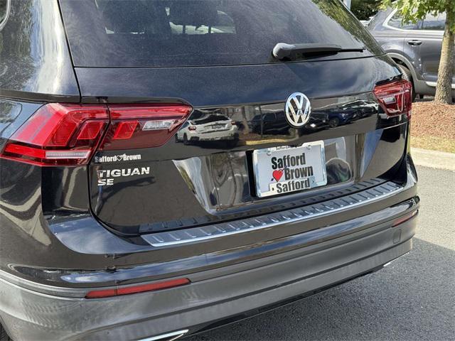 Photo of 2019 Deep Black Pearl Volkswagen Tiguan