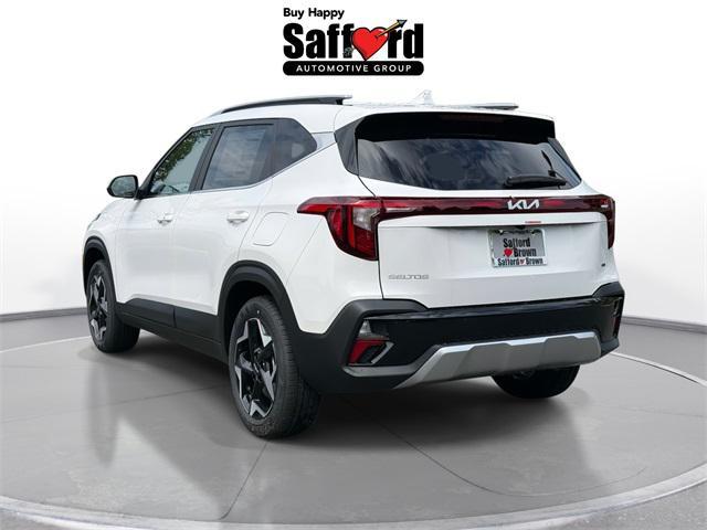 Photo of 2025 White Pearl Kia Seltos