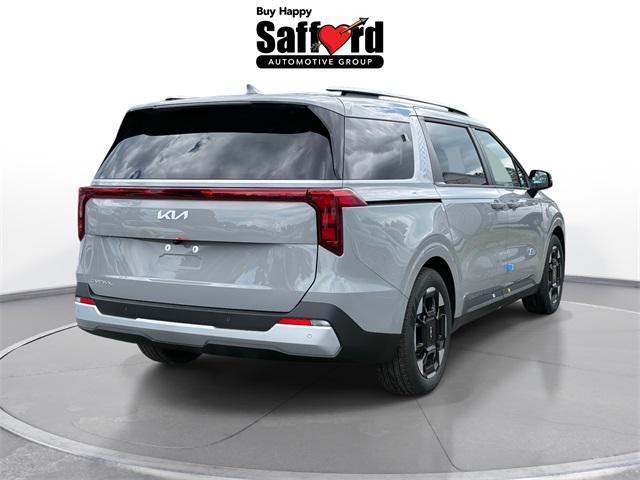 Photo of 2025 Ceramic Silver Kia Carnival