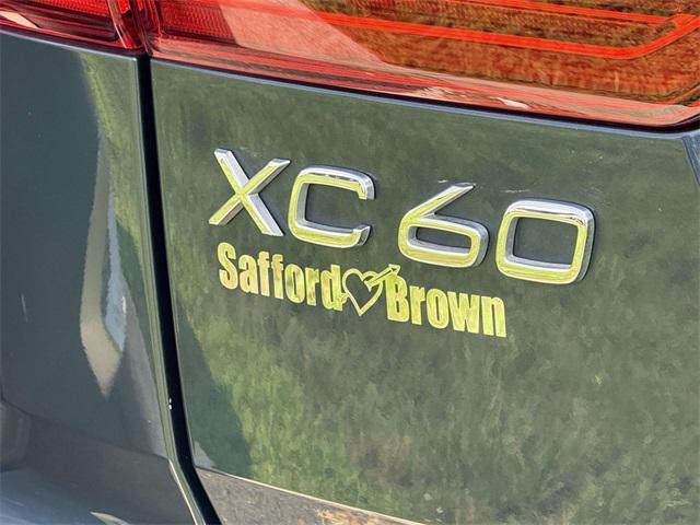 Photo of 2022 Denim Blue Metallic Volvo XC60 Recharge Plug-In Hybrid
