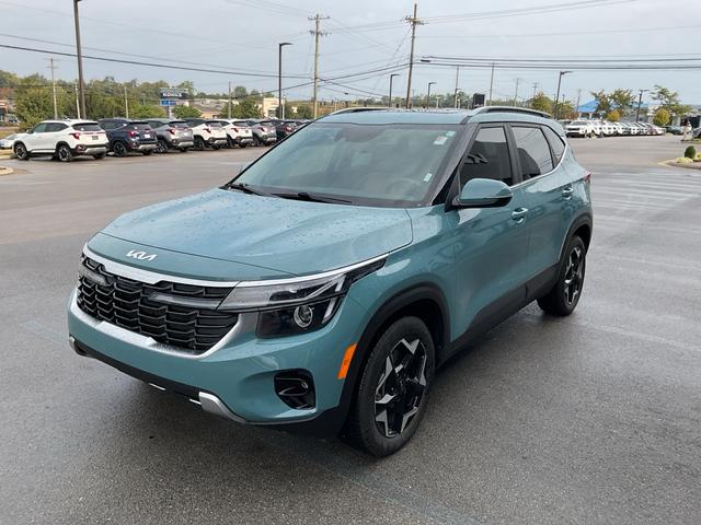 Photo of 2024 Pluton Blue Kia Seltos