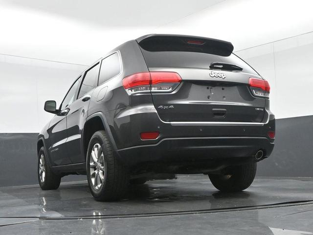 Photo of 2015 Granite Crystal Metallic Clearcoat Jeep Grand Cherokee