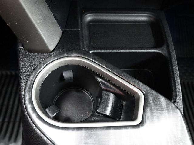 Photo of 2017 Magnetic Gray Metallic Toyota RAV4