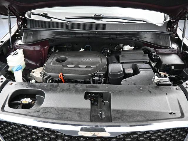 Photo of 2016 Dark Cherry Kia Sorento